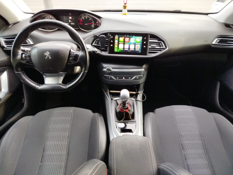 Peugeot 308 Phase II // 1.5 BlueHDi // ALLURE // 130 cv