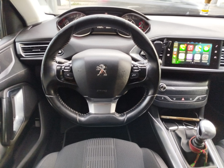 Peugeot 308 Phase II // 1.5 BlueHDi // ALLURE // 130 cv