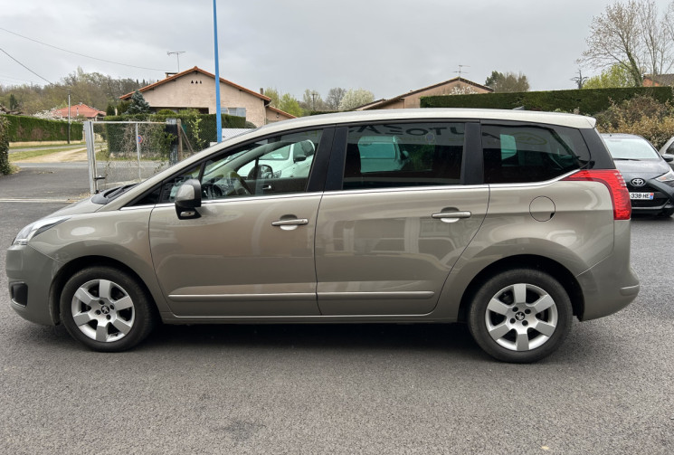 Peugeot 5008 1.6 HDI 115 cv Business Pack