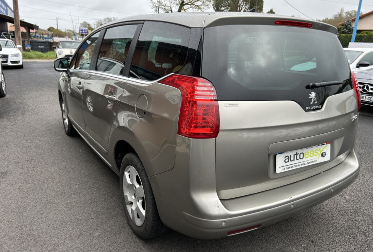 Peugeot 5008 1.6 HDI 115 cv Business Pack