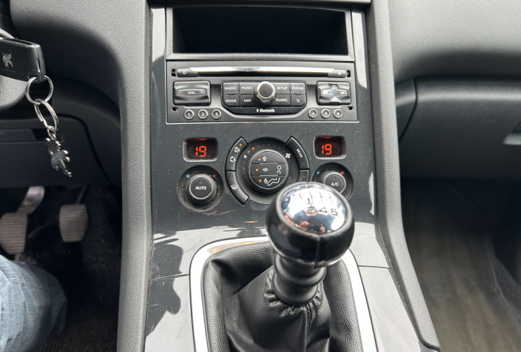 Peugeot 5008 1.6 HDI 115 cv Business Pack