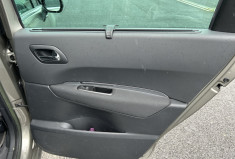 Peugeot 5008 1.6 HDI 115 cv Business Pack