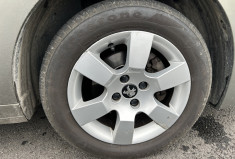 Peugeot 5008 1.6 HDI 115 cv Business Pack