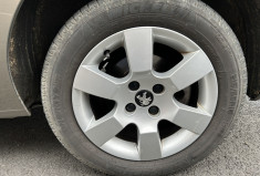 Peugeot 5008 1.6 HDI 115 cv Business Pack