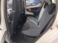 Toyota Aygo 5 Portes 1.0 VVTi 12V 68 cv / Dynamic / Clim et Bluetooth