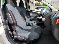 Toyota Aygo 5 Portes 1.0 VVTi 12V 68 cv / Dynamic / Clim et Bluetooth