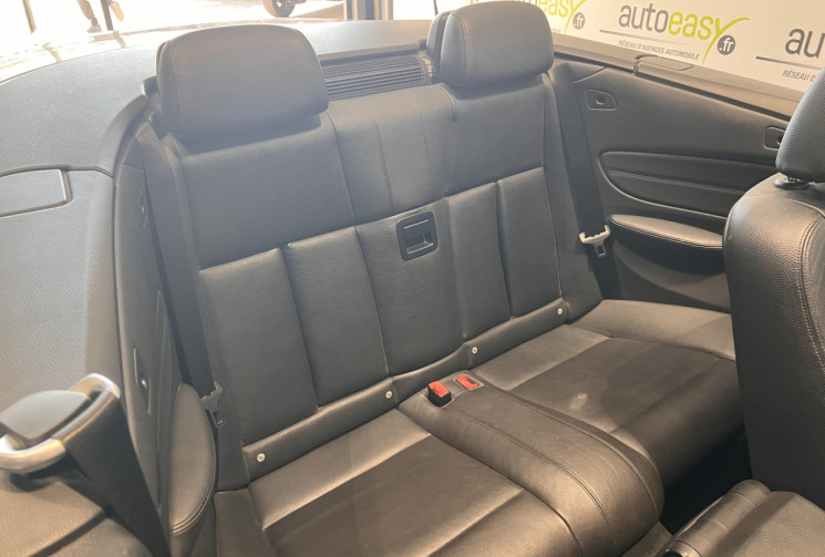 BMW Série 1 3.0 135i 306 CH PACK M BVA E88 BI-TURBO