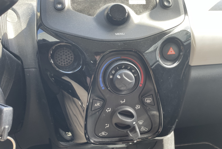 Peugeot 108 69ch1.0 VTi Style 5p Entretien a jour*Rien a prevoir 