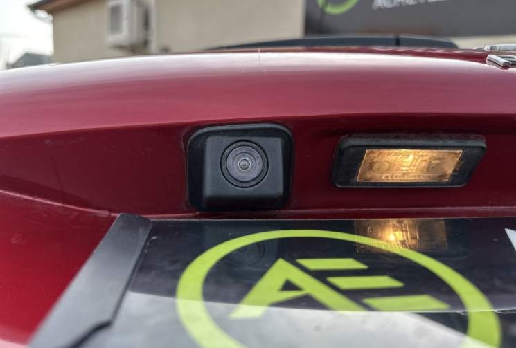 Peugeot 2008 1.6 BlueHDi S&S 120 cv BVM6 ALLURE