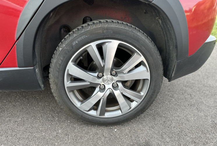 Peugeot 2008 1.6 BlueHDi S&S 120 cv BVM6 ALLURE