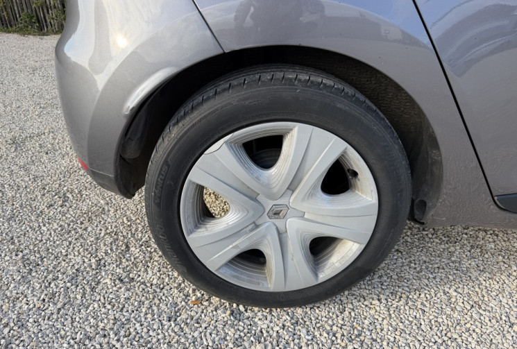 Renault Clio 1.5 DCI 90ch DYNAMIQUE / DISTRIBUTION NEUVE