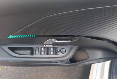 Peugeot 208 1.2 PureTech 12V  100 cv ALLURE