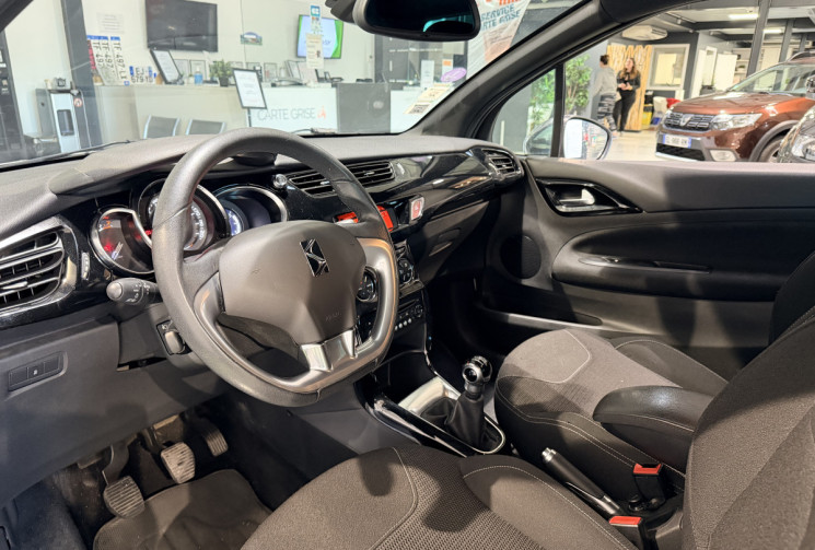 Citroën DS3 1.6 VTi 120 ch So Chic MOTEUR A CHAINE