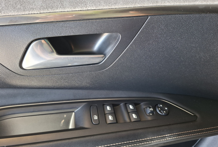 Peugeot 3008 GT PACK 1.6 THP 300  4 X 4 e-EA T8 1 ER MAIN PHASE 2