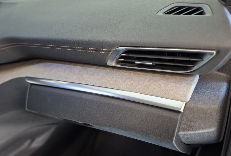 Peugeot 3008 GT PACK 1.6 THP 300  4 X 4 e-EA T8 PHASE 2