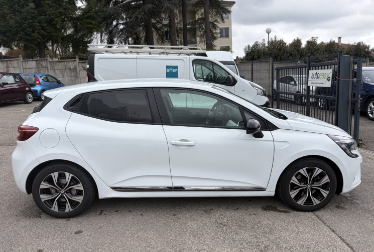 Renault Clio V / 1.6 E-TECH / 145 CH / EVOLUTION 