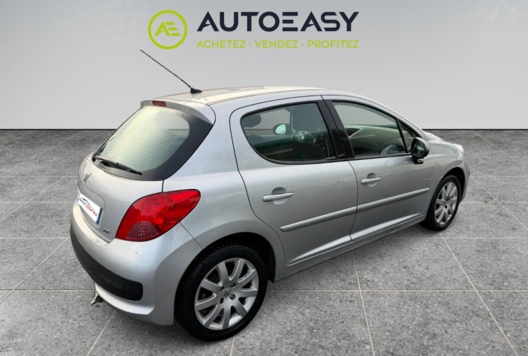 Peugeot 207 1.6i 16V - 120 Sport Pack