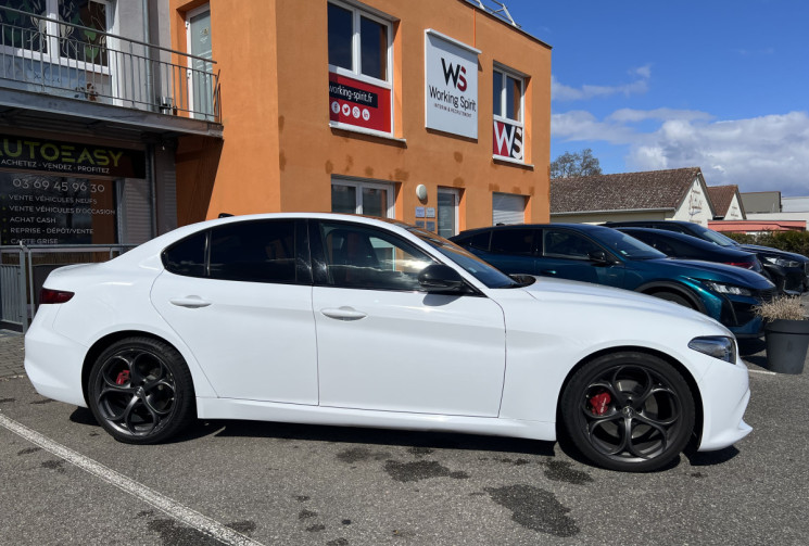 Alfa Romeo Giulia 2.2 JTD SPORT Edition  AT8 MY19