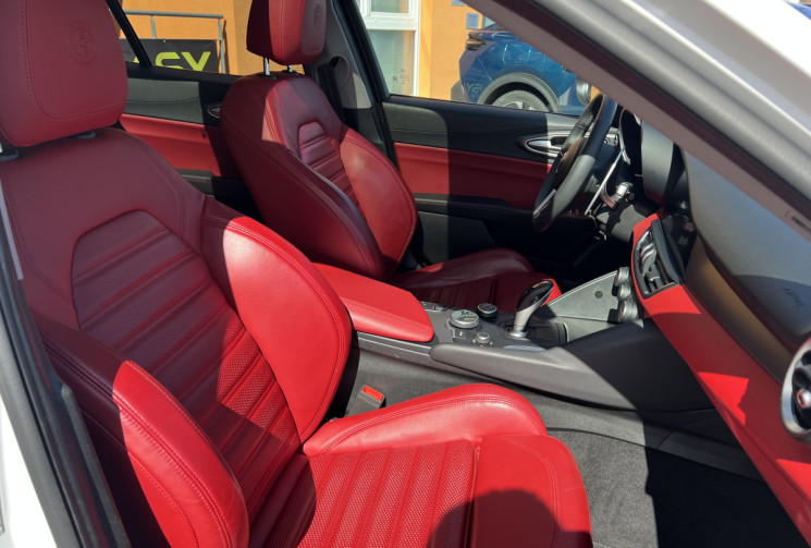 Alfa Romeo Giulia 2.2 JTD SPORT Edition  AT8 MY19