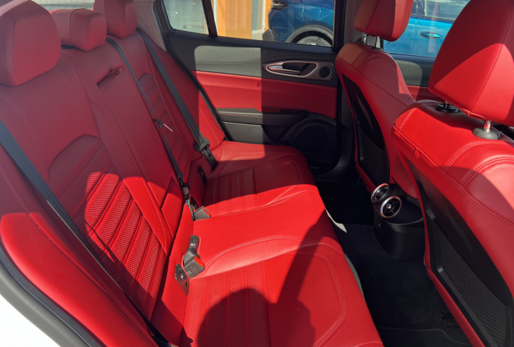 Alfa Romeo Giulia 2.2 JTD SPORT Edition  AT8 MY19