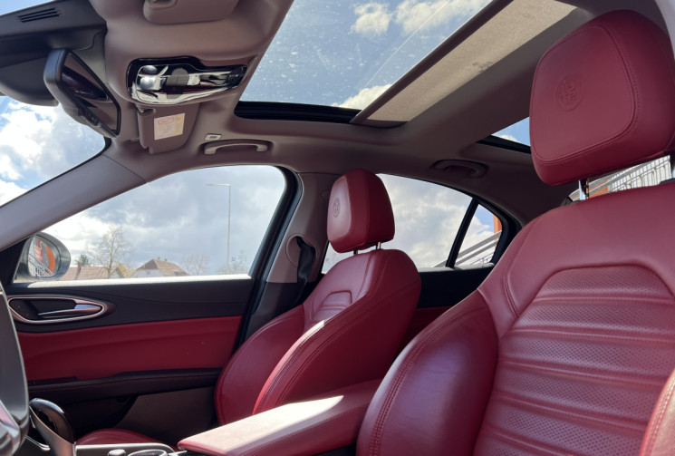 Alfa Romeo Giulia 2.2 JTD SPORT Edition  AT8 MY19