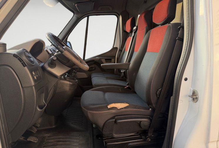 Renault Master 2.3 dCi 130ch Essential H1 L1 / GALERIE / INTERIEUR BOIS / BLUETOOTH / CLIM