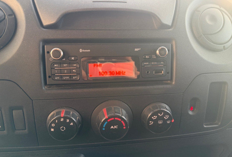 Renault Master 2.3 dCi 130ch Essential H1 L1 / GALERIE / INTERIEUR BOIS / BLUETOOTH / CLIM