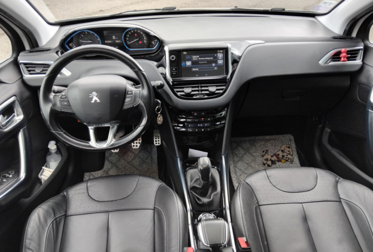 Peugeot 2008 1.2  110 FELINE TITANE – TO – Suivi complet