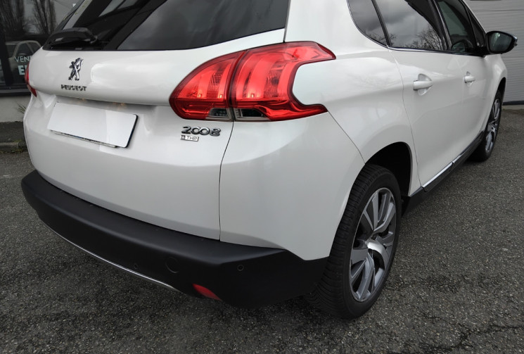 Peugeot 2008 1.2  110 PureTech FELINE TITANE – TO – Suivi complet