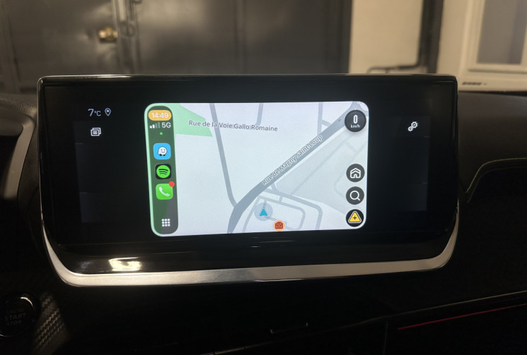 Peugeot 2008 GT PACK 1.2 130 ch intérieur alcantara / sièges chauffants / caméra 360 