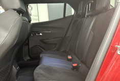Peugeot 2008 GT PACK 1.2 130ch intérieur alcantara / sièges chauffants / caméra 360 