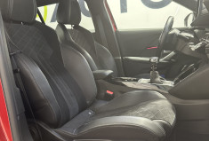 Peugeot 2008 GT PACK 1.2 130 ch intérieur alcantara / sièges chauffants / caméra 360 