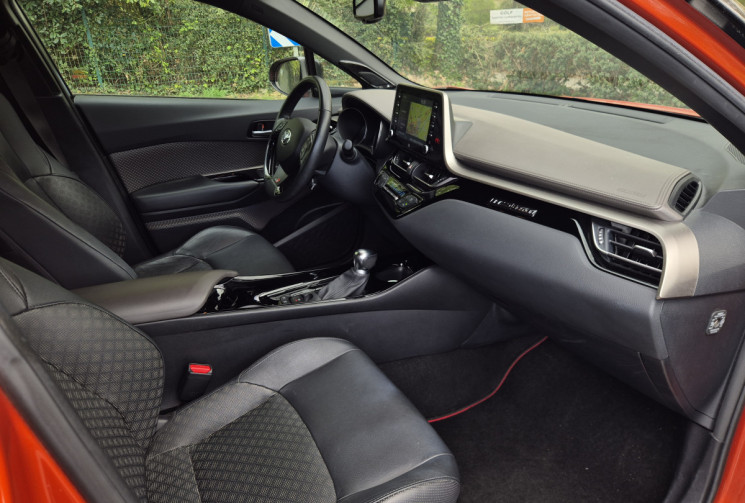 Toyota C-HR  184h Première 2WD E-CVT MC19