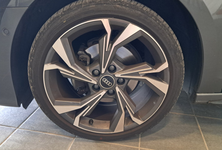 Audi A3 SPORTBACK IV 35 TDI 150 Sline S tronic - SIEGES CUIR ELEC VIRTUAL COCKPIT - ENTRETIEN AUDI -