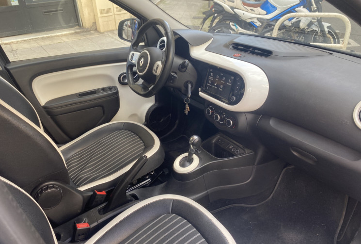 Renault Twingo 0.9 tce 95 ch edc6 Intens boite auto