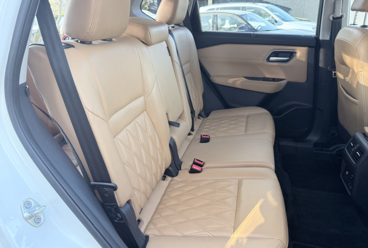 Nissan X-Trail e-POWER 213 e-4ORCE 7 Places Tekna Plus 7 Places / 1ère Main / Suivi Nissan