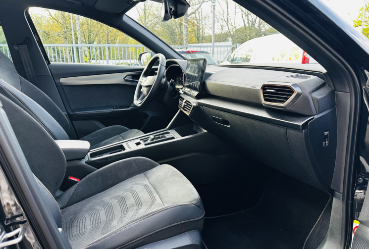 CUPRA Formentor 1.4 e-HYBRID 245ch VZ Tribe / Garantie mai 2028