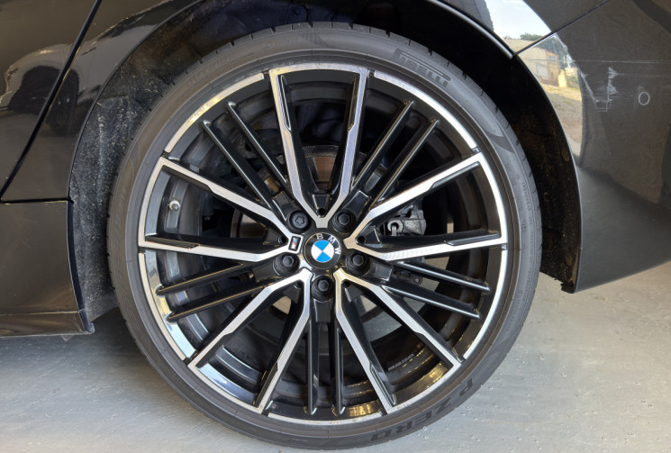 BMW Série 1 (F40) 118 D 150 M SPORT / 1ER MAIN / TOIT OUVRANT / JA19 / MONOCOQUES