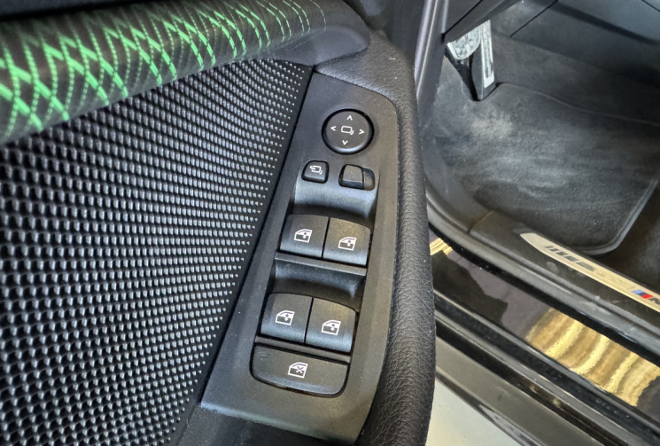 BMW Série 1 (F40) 118 D 150 M SPORT / 1ER MAIN / TOIT OUVRANT / JA19 / MONOCOQUES