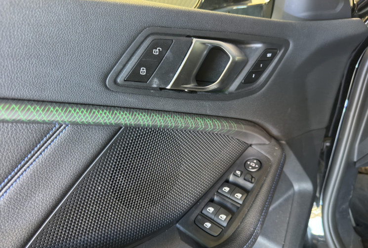 BMW Série 1 118 D 2.0 F 40 150 M SPORT TOIT OUVRANT SIEGE  F1 JANTES 19