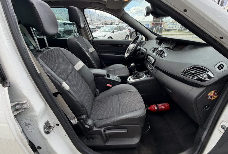 Renault Scénic III Phase 2 1.6 dCi 130 ch BOSE EDITION