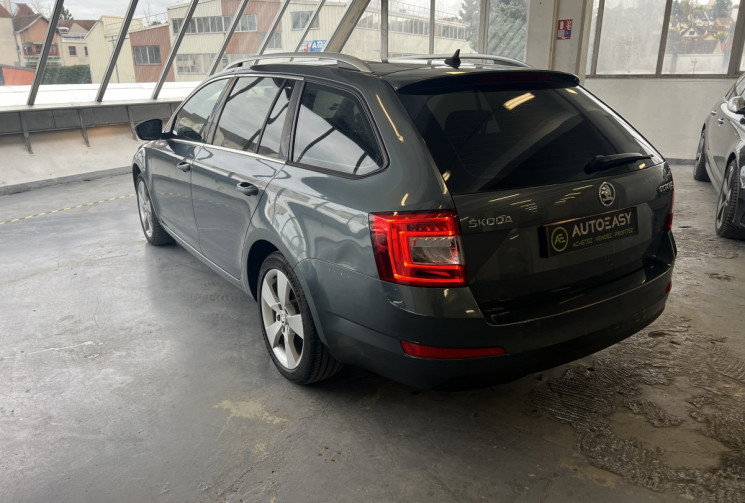 Skoda Octavia Combi  1.8 TFSI DSG7 180 Entretien Complet