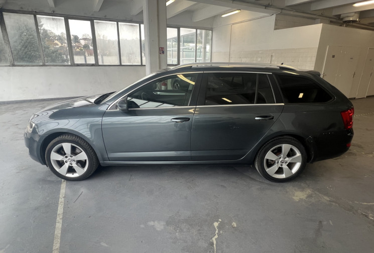 Skoda Octavia Combi  1.8 TFSI DSG7 180 Entretien Complet