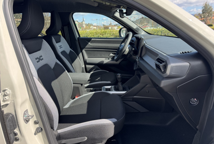 Dacia Duster journey Eco-G 120 PACK CITY +PACK HIVER (Dispo immédiat)