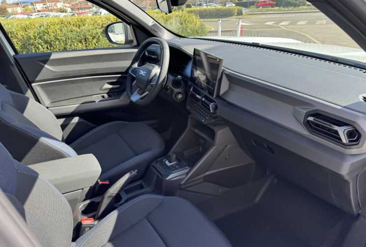 Dacia Duster expression Eco-G 120 boite auto (Dispo immédiat)