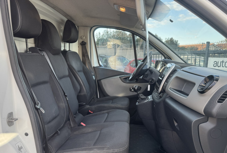 Renault Trafic L2H1 / 1.6 DCI / 95 CH / GRAND CONFORT / 12000HT  