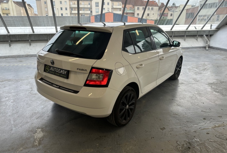 Skoda Fabia  1.2 TSI 90 Drive / CarPlay / Toit panoramique / Entretien rigoureux