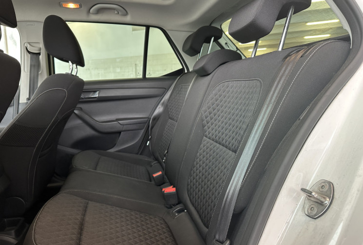 Skoda Fabia  1.2 TSI 90 Drive / CarPlay / Toit panoramique / Entretien rigoureux