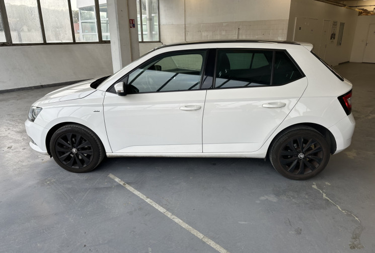 Skoda Fabia  1.2 TSI 90 Drive / CarPlay / Toit panoramique / Entretien rigoureux