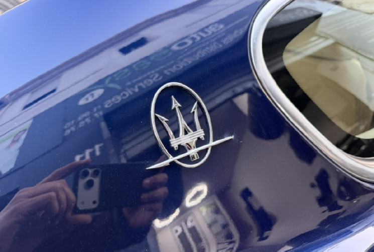 Maserati GranTurismo  4.2 V8 405 cv / bose sound system / insert bois / ja 20 pouces / parfait état 